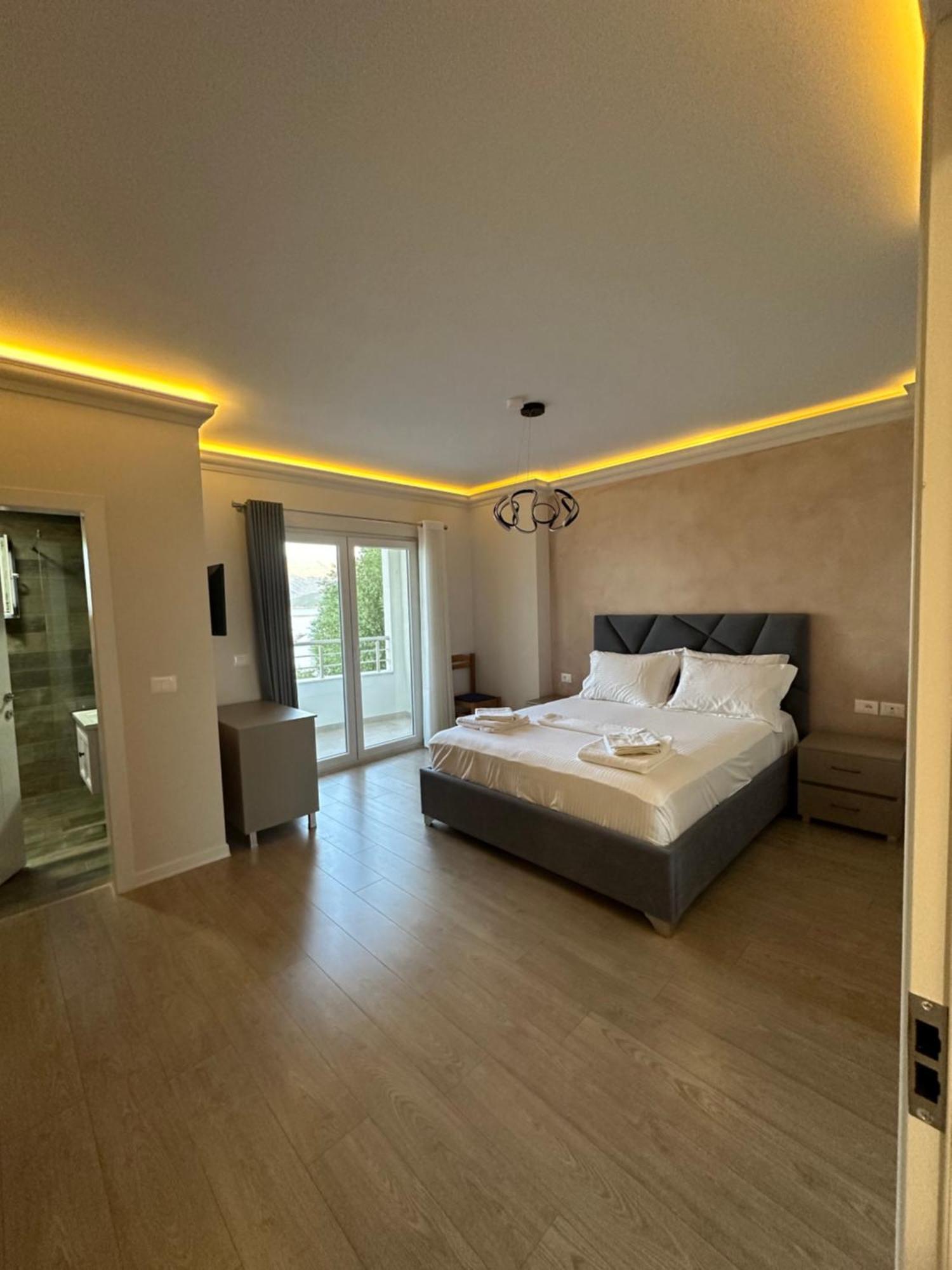 Hotel Demoli Pogradec Ngoại thất bức ảnh