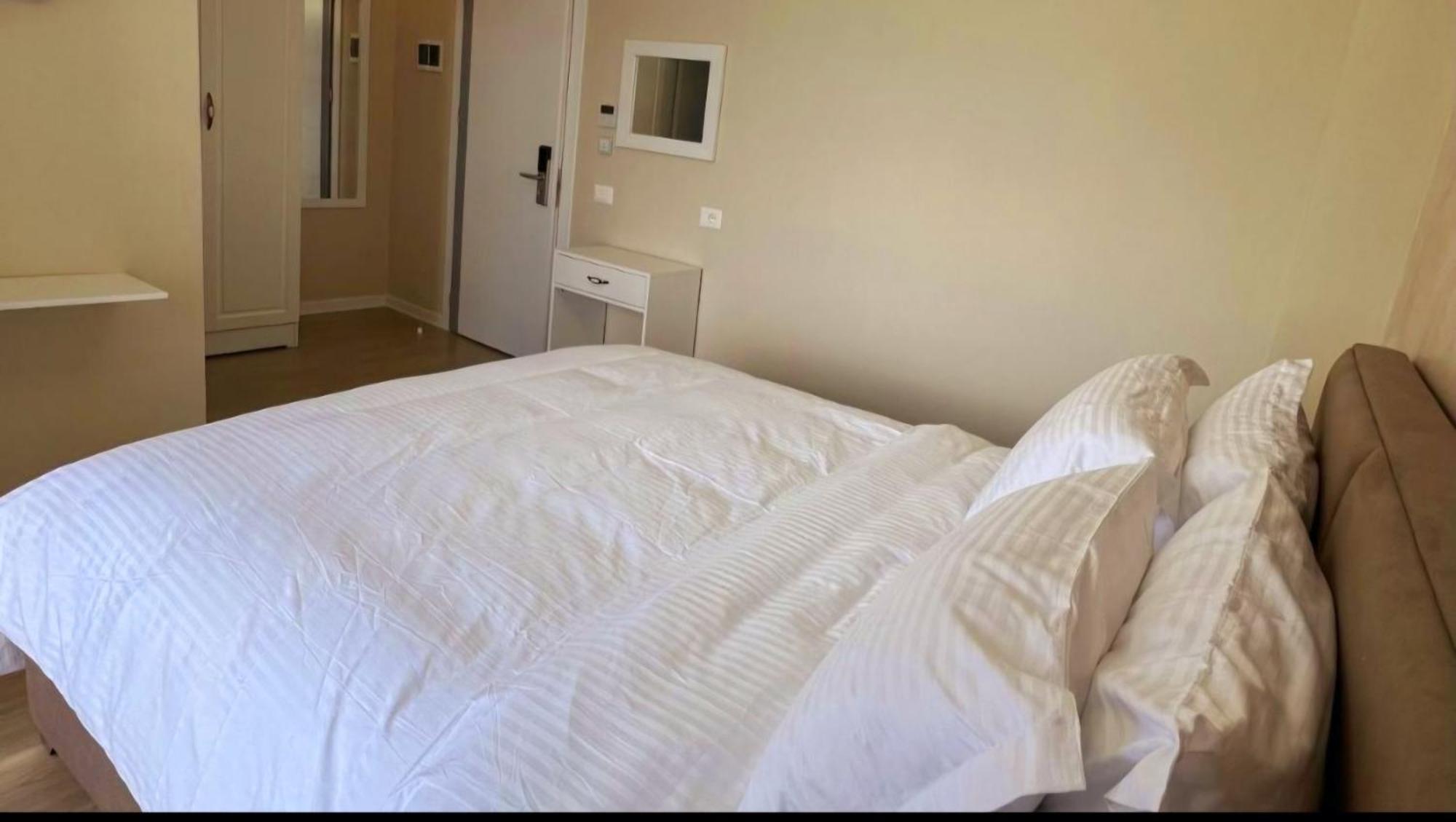 Hotel Demoli Pogradec Ngoại thất bức ảnh