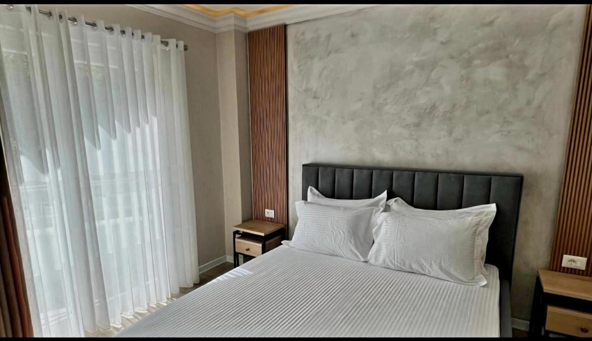 Hotel Demoli Pogradec Ngoại thất bức ảnh